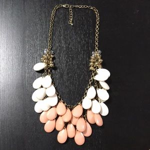 Pink/white Francesca’s necklace